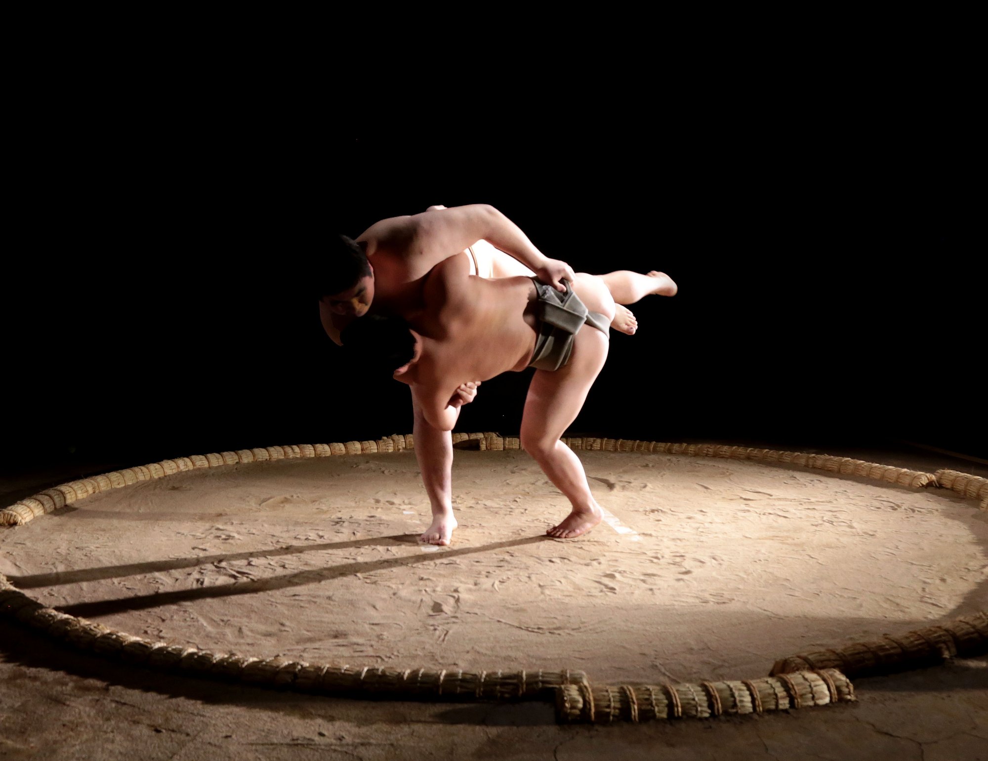 Sumo-Show & Freizeit in der Canal City Hakata