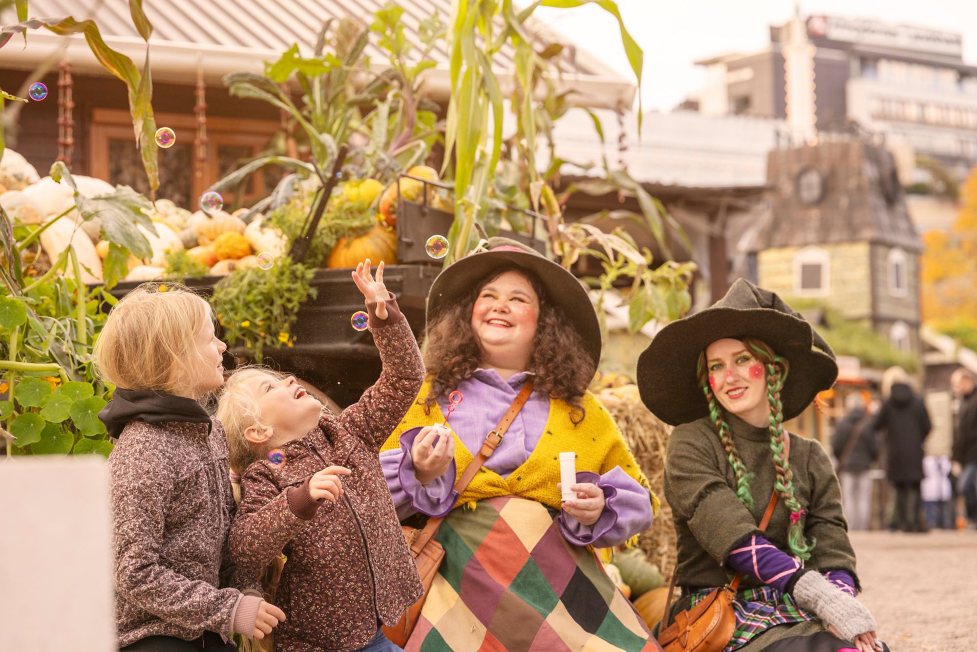 KOP31_TivoliHalloween_HexenKinderKuerbisse_1_BG_quer_2026_006.jpg