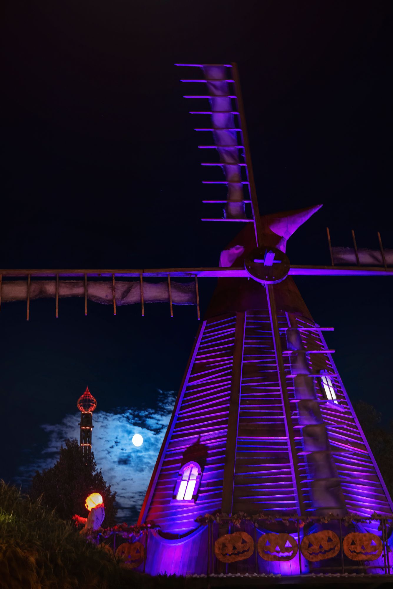 KOP31_TivoliHalloween_WindmuehleNacht_BG_hoch_2026_009.jpg