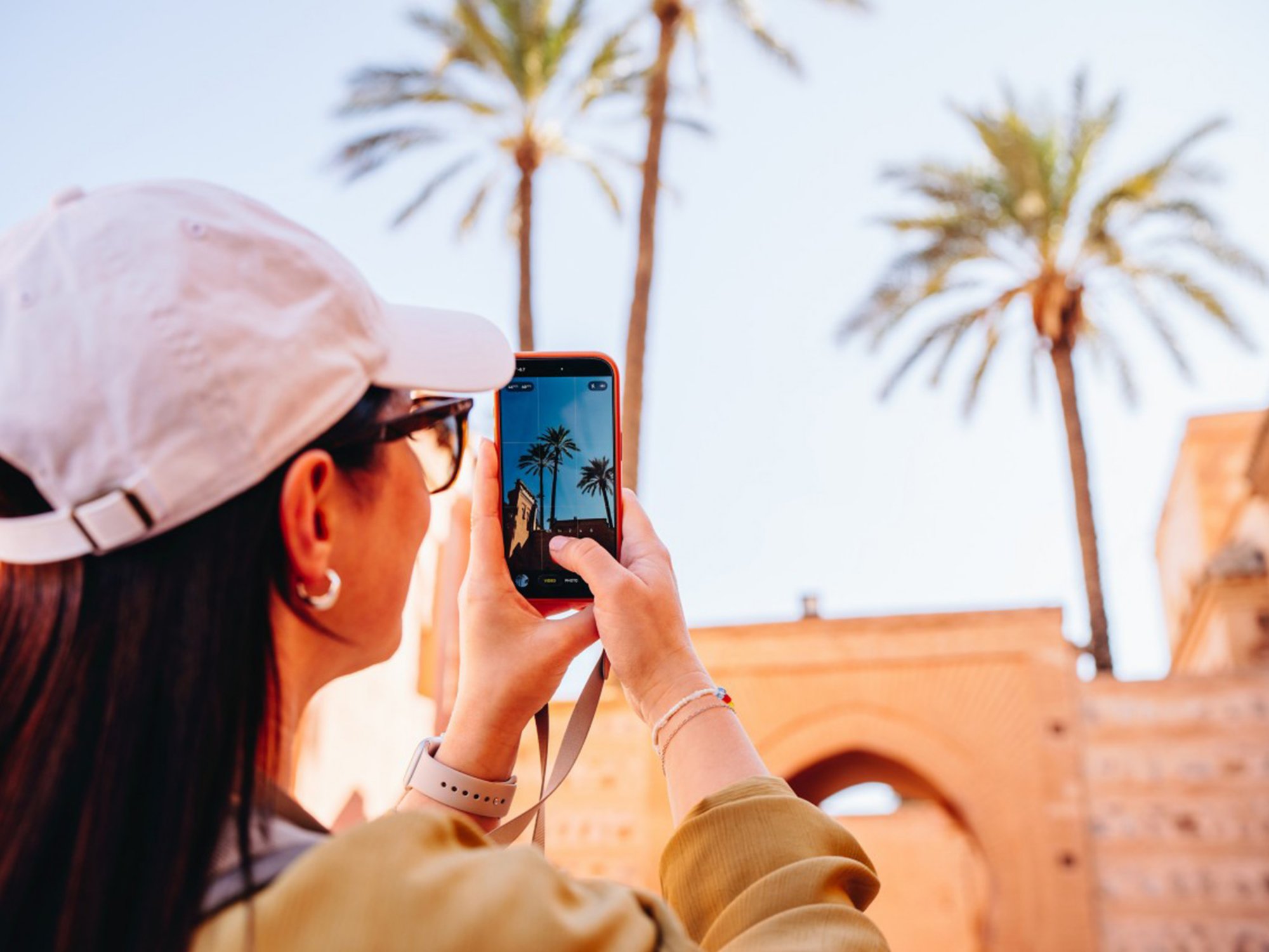 Frau mit Smartphone