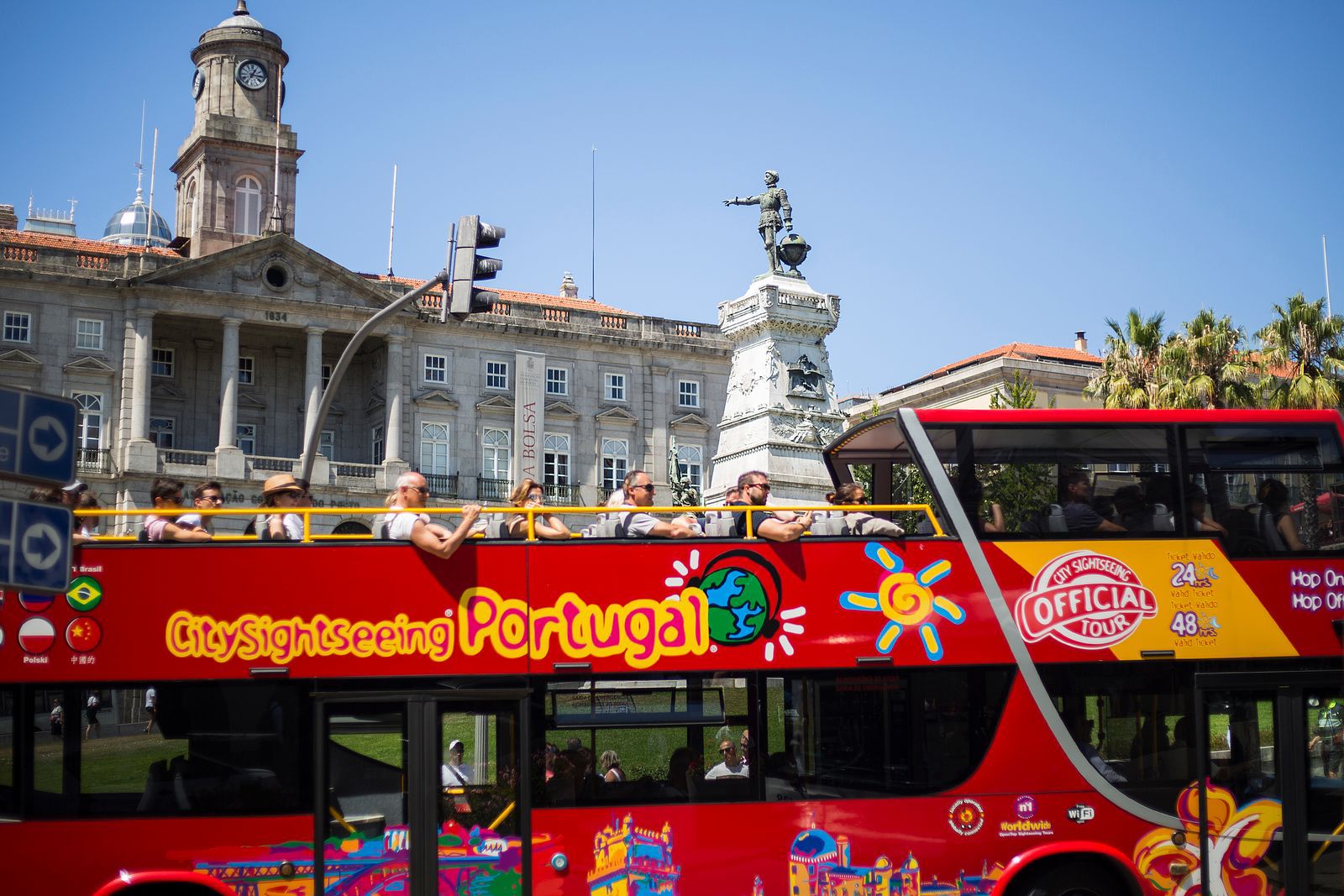 LEX_HOP_City_Sightseeing_IseEkzoQ.jpeg