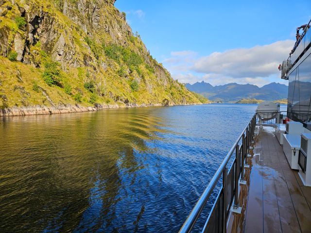 Magische Fjordfahrt zum Trollfjord