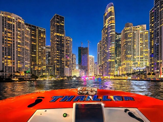 MIA10_ThrillerMiamiTour_Skyline3_DNA_2026.jpg