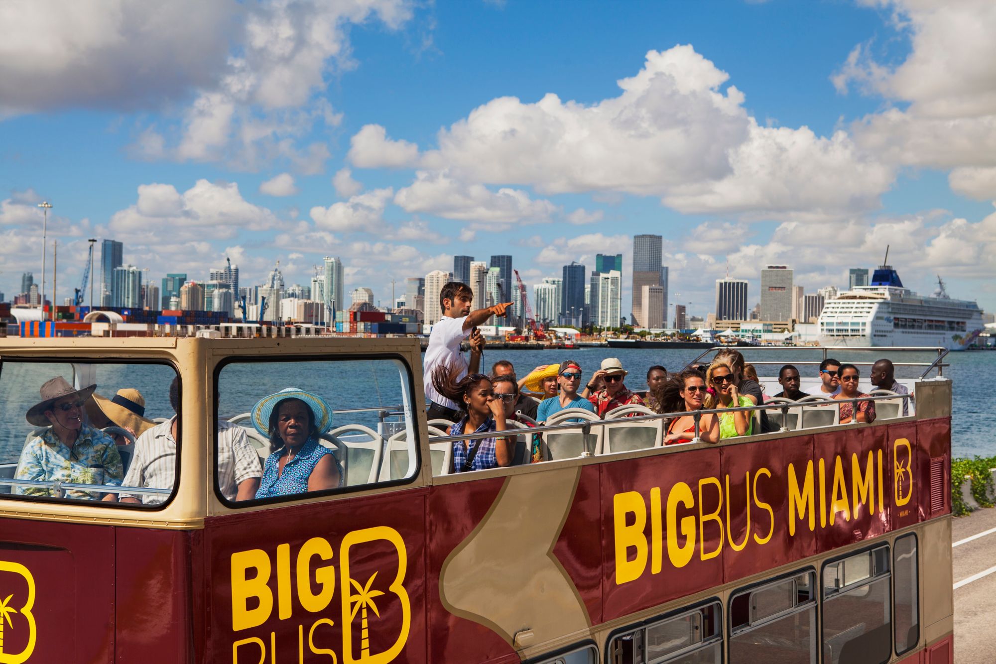MIAHOP_BigBusMiami-6-240px.jpg