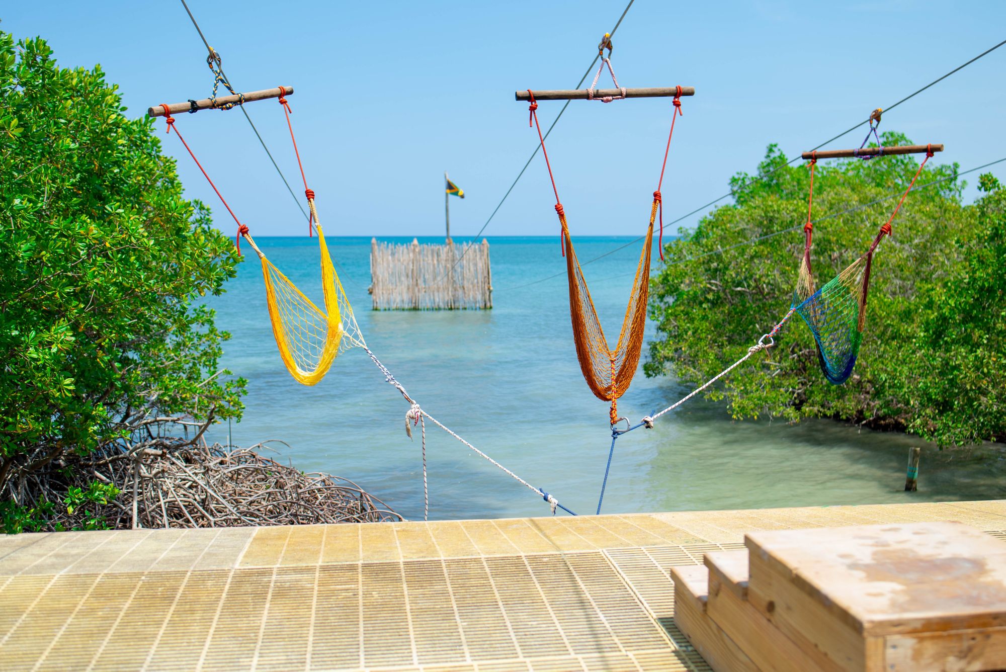 MOB_MOB03_ChukkaOceanZiplineHammockSplash_2025_quer.jpg