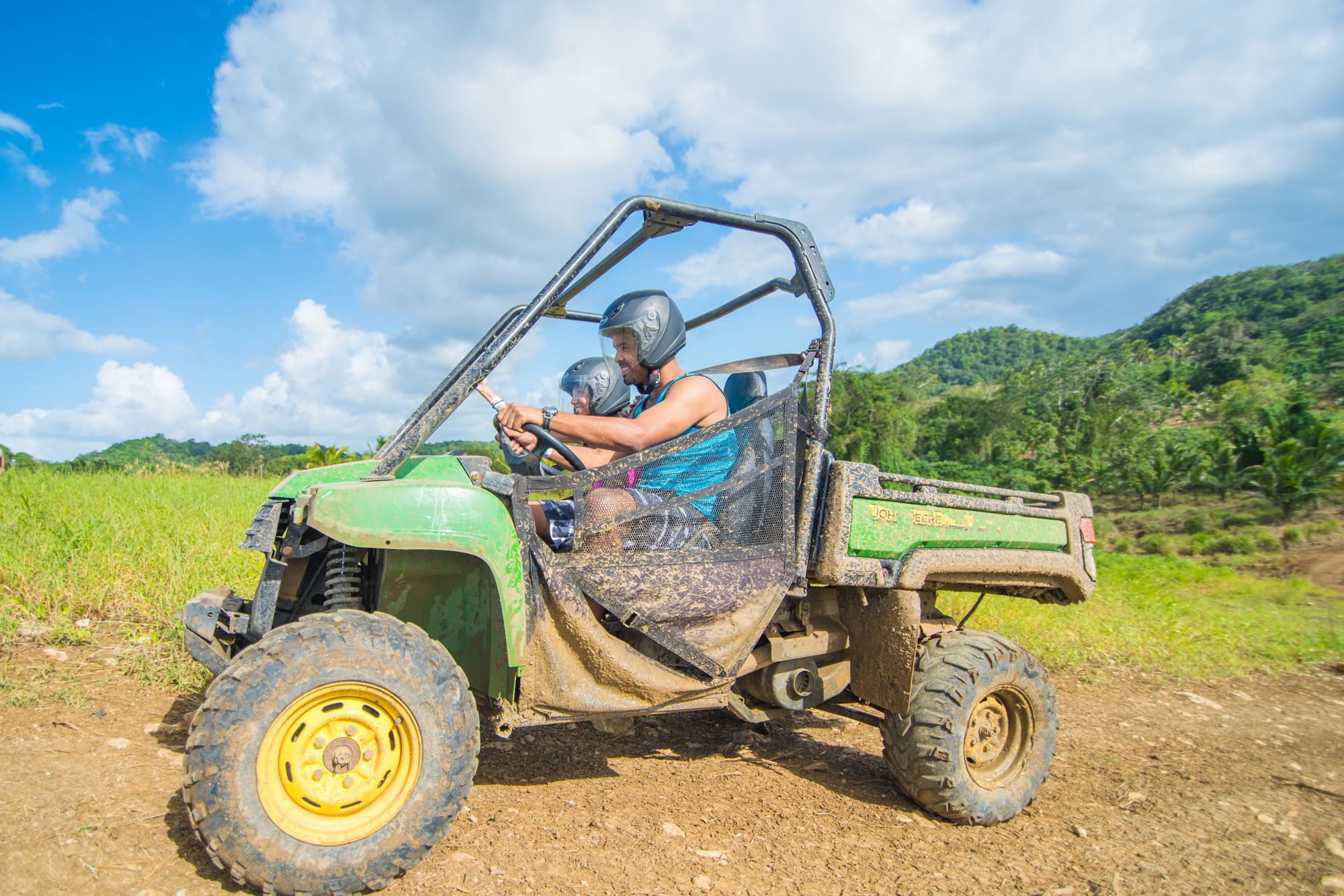 MOB_MOB03_DuneBuggy_Chukka_2025_quer2.jpg