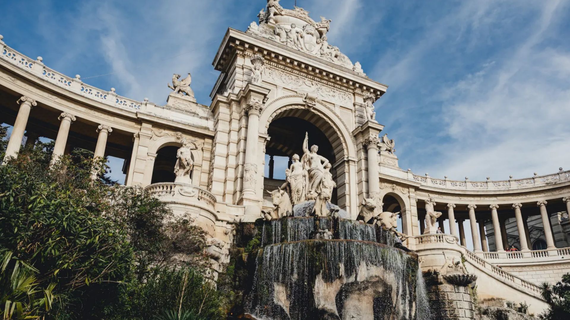 MRS03_PalaisLongchamp.png