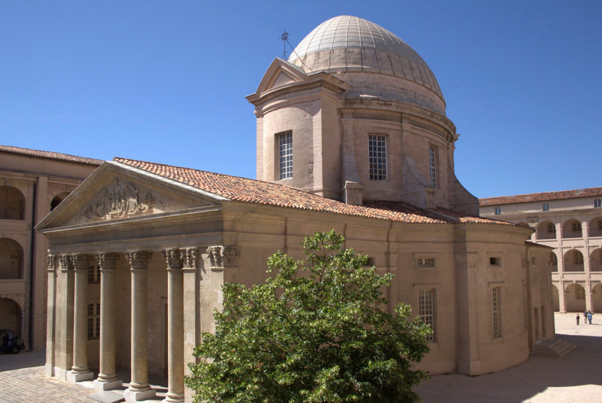 Marseille entdecken: Altstadtgassen, Pétanque & Pastis