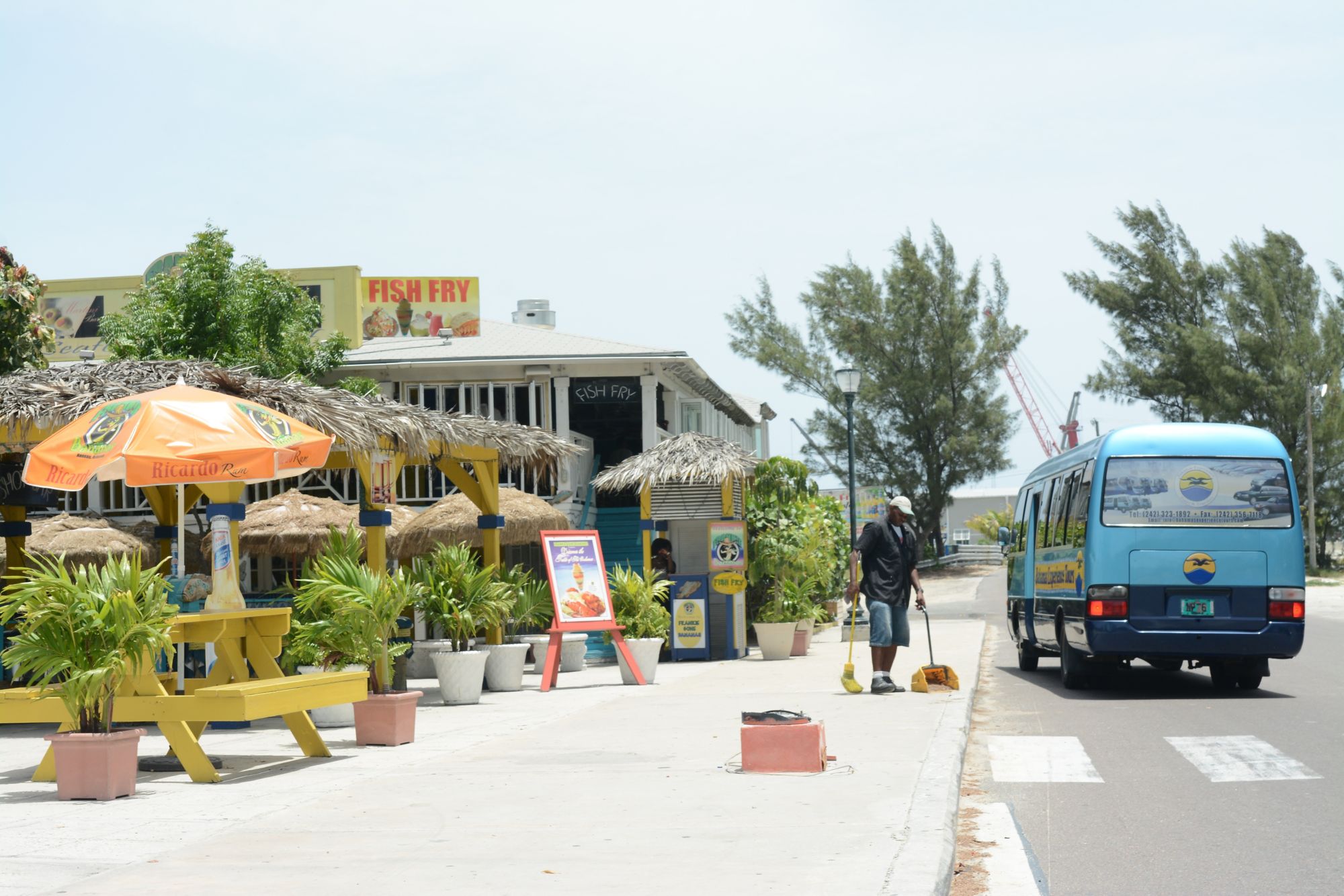 NAS25_Strasse_Bus_2015_BahamasExperience_quer_006.JPG