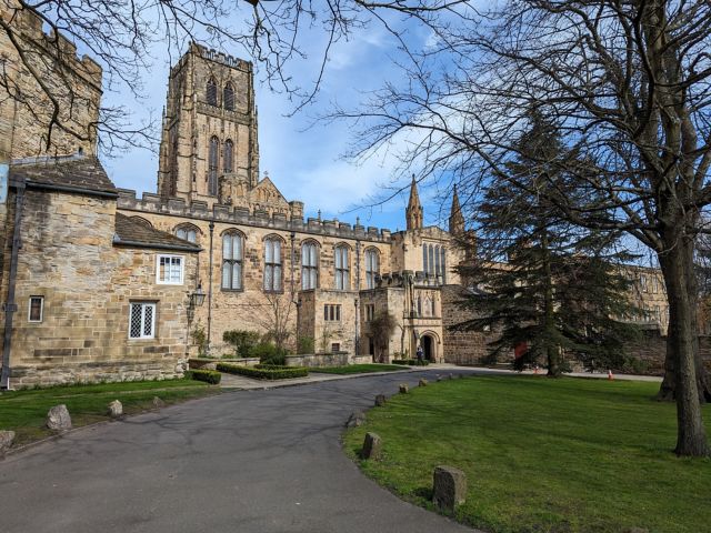 NCL05_DurhamCathedralaussen_FN_2024_quer_001.jpg