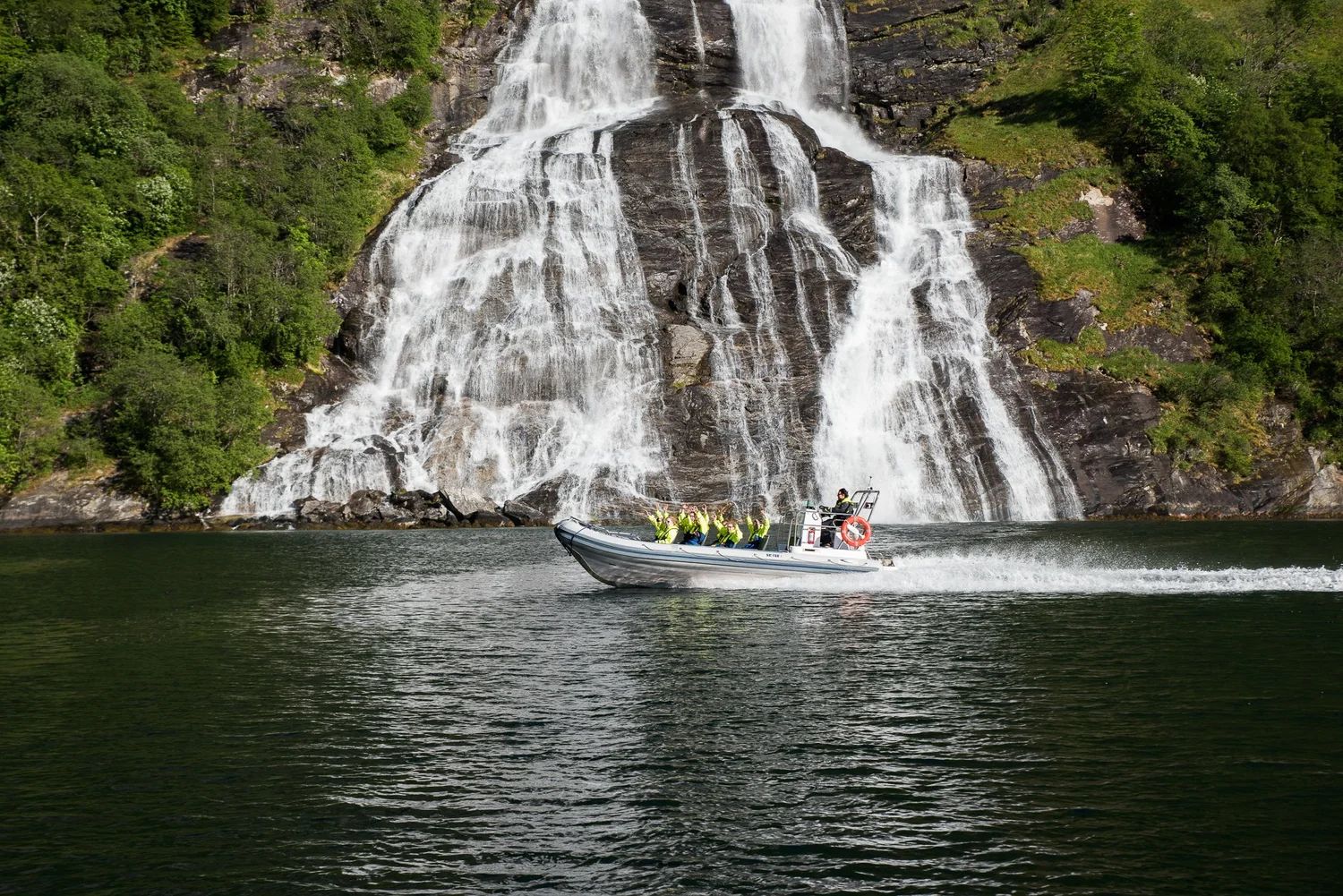 Exklusives Fjordabenteuer: Geiranger per RIB