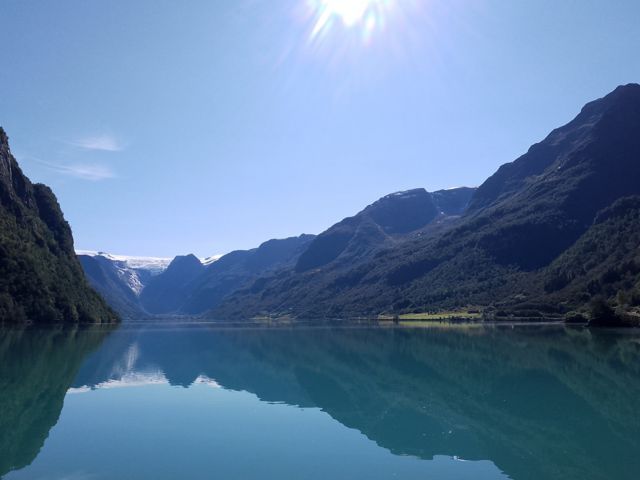 Seen & Gletscherpanoramen am Nordfjord