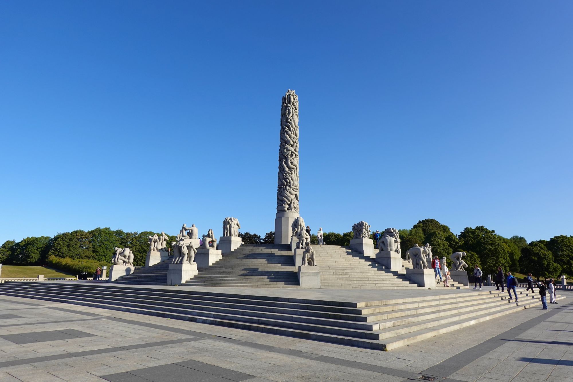 OSL48_Vigelandpark_NO_quer18.JPG