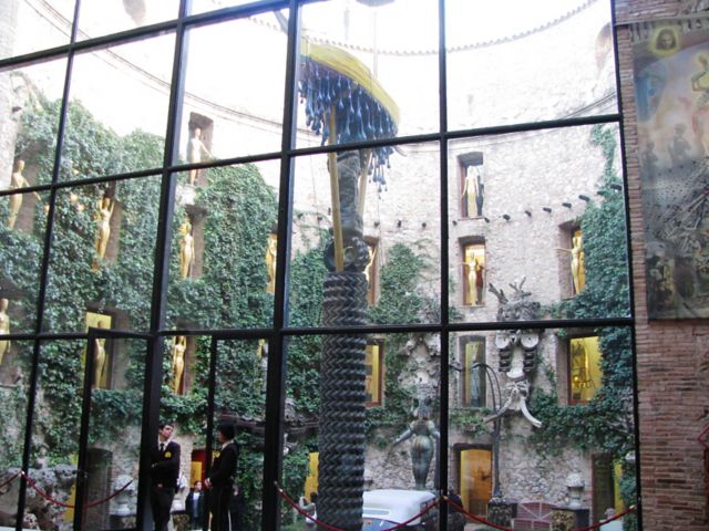 PAL04_Fugueres_Dali_003.JPG