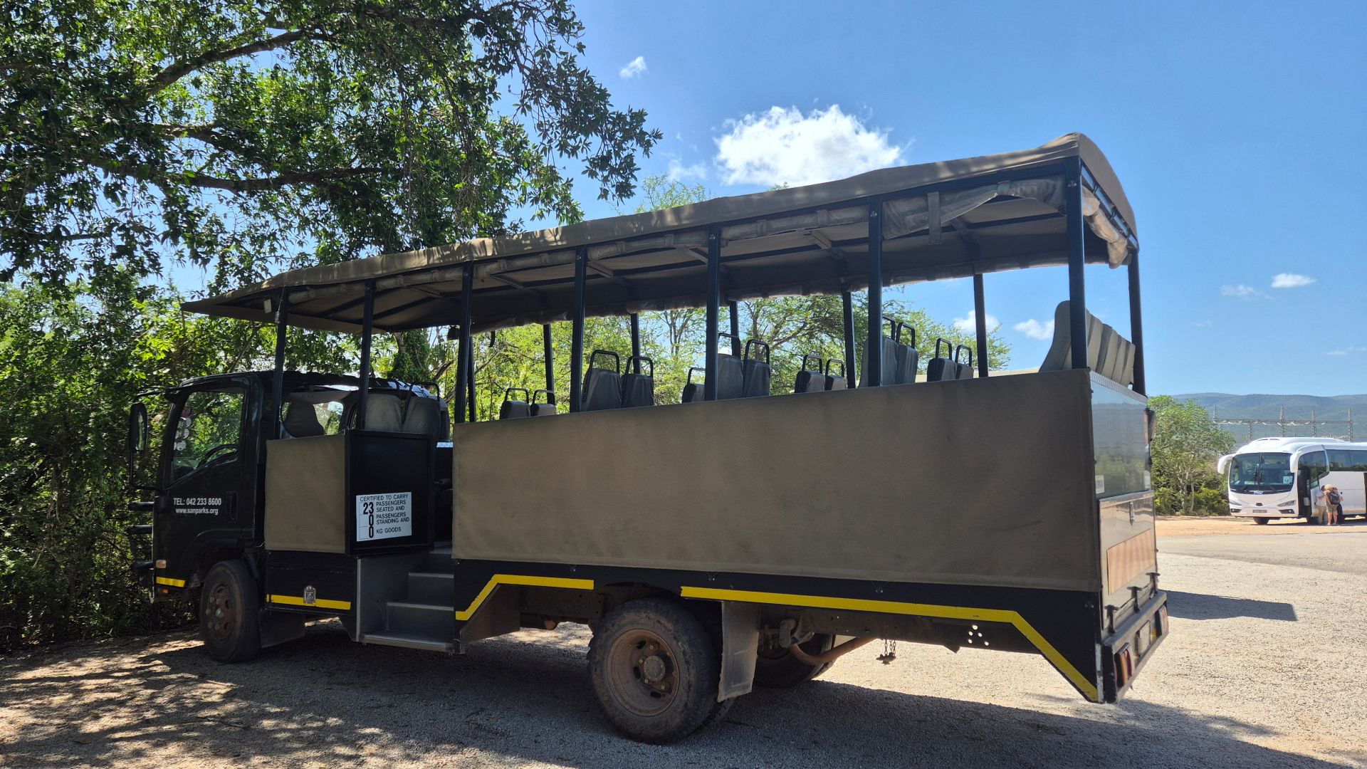 PLT_PLZ15_4x4Bus_ST_2025_quer.jpg