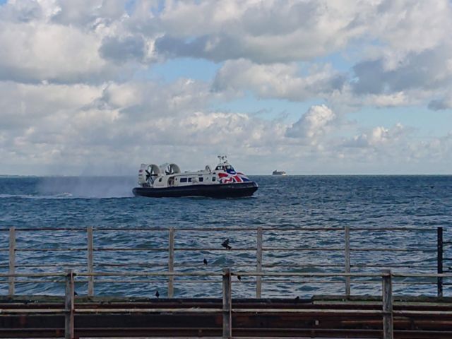 PME16_Hovercraft_006.jpg