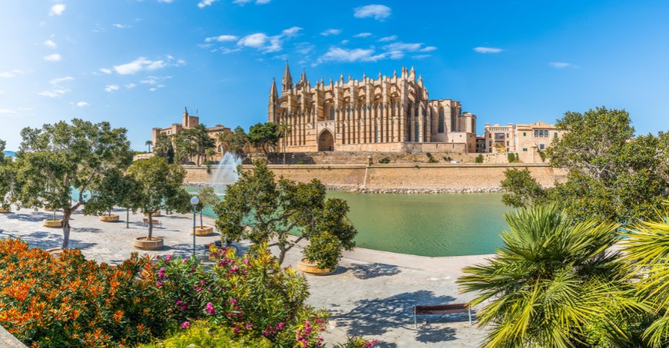 Palma de Mallorca - Accessible Old Town, Palma Cathedral and Local Market - 1