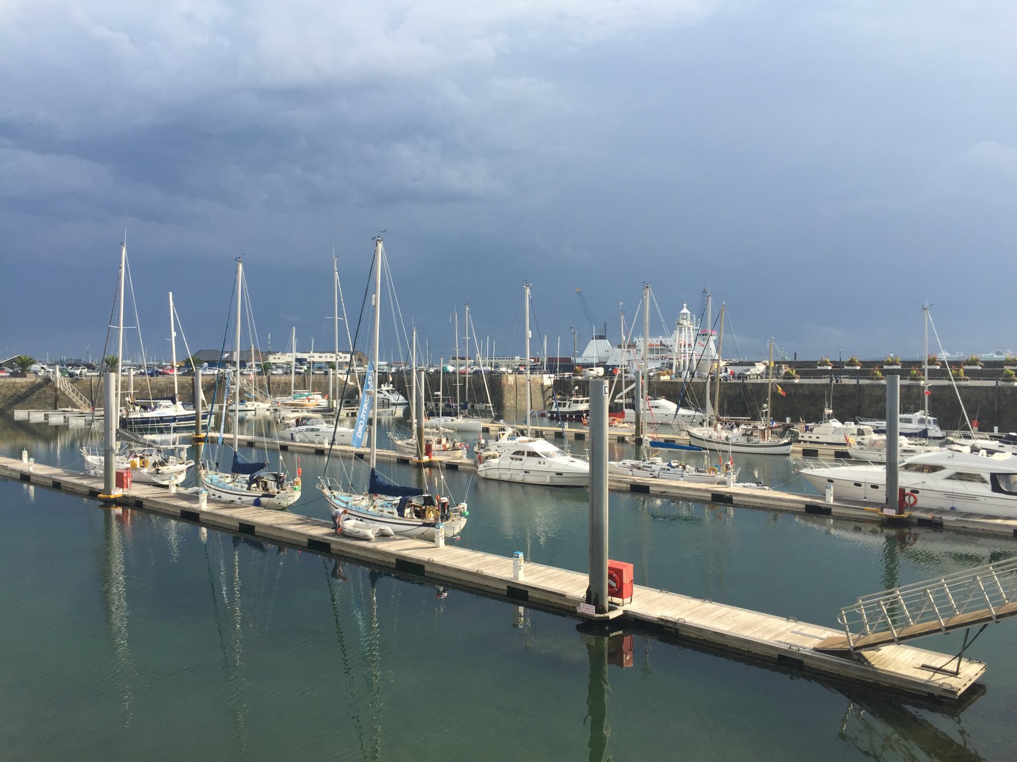 Stadtspaziergang und Candie Gardens