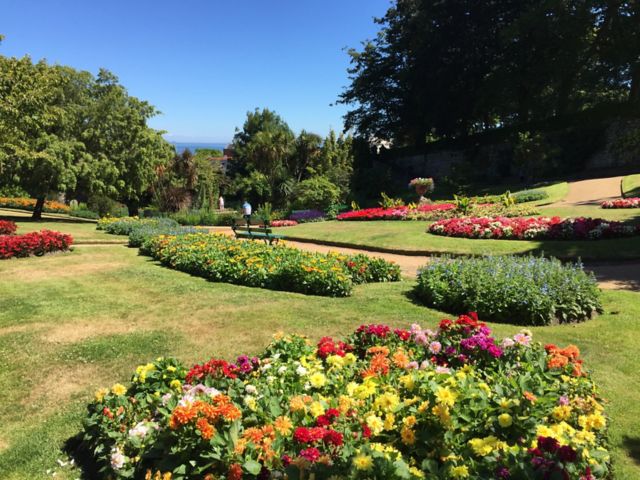 PPO02_TownWalkandCandieGardens_003.JPG