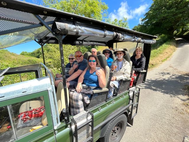 PPO14_GuernseyLandroverSafari_002.jpeg
