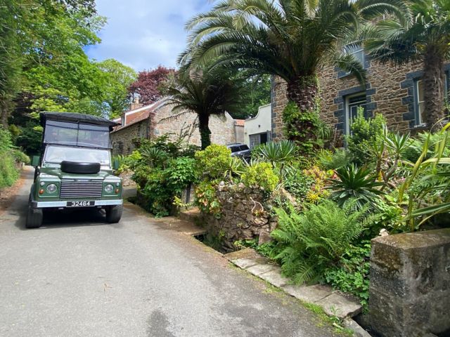 PPO14_GuernseyLandroverSafari_003.jpeg