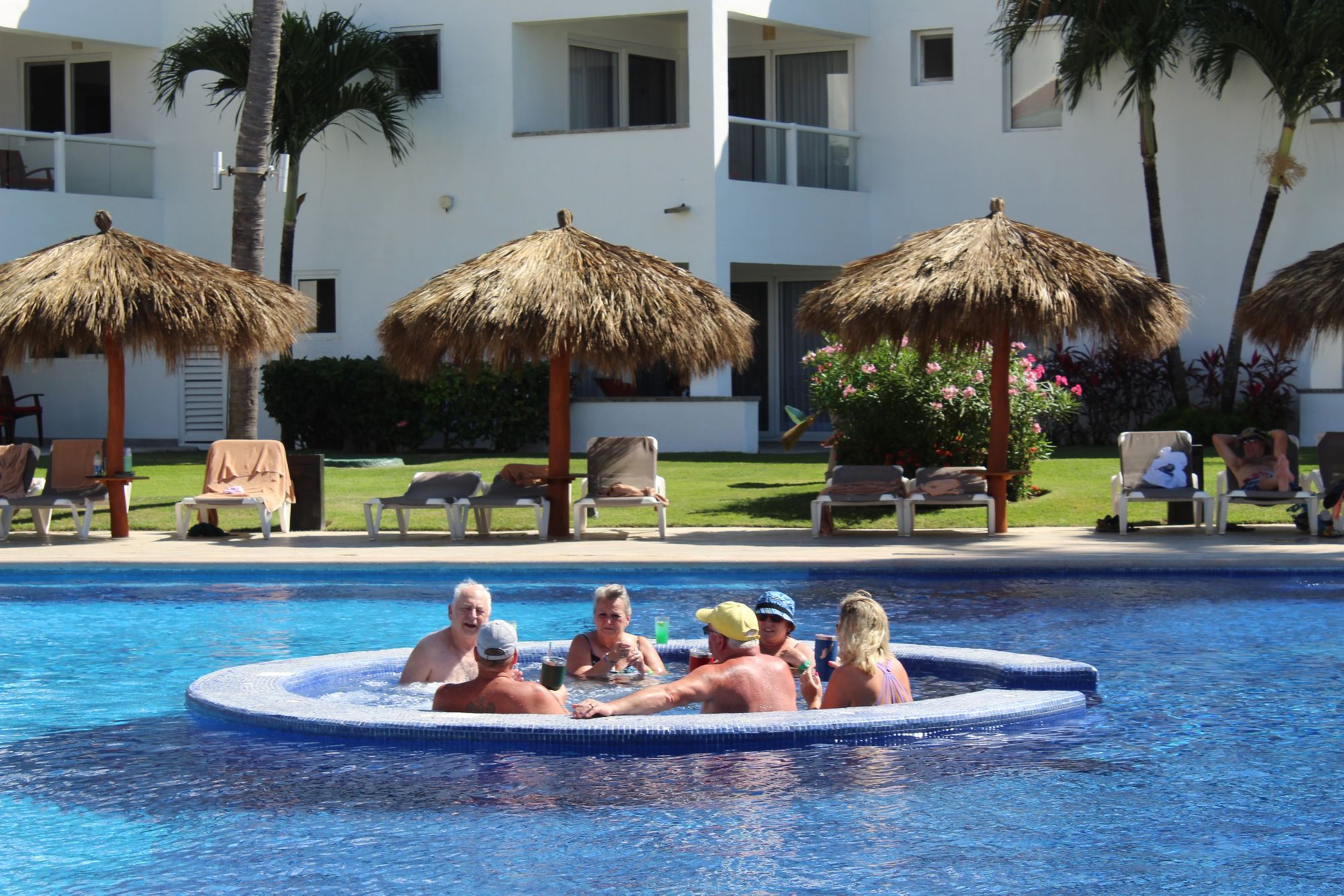 PVR11_MarivalEmotionsPool3_Travelex_2025_quer_006.JPG