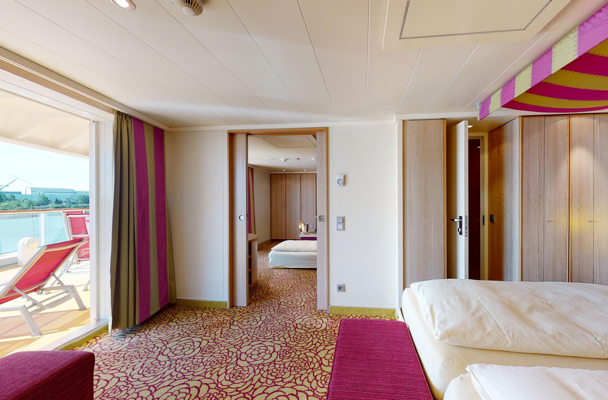 Premium-Suite-mit-privatem-Sonnendeck-05032024_103329.tif