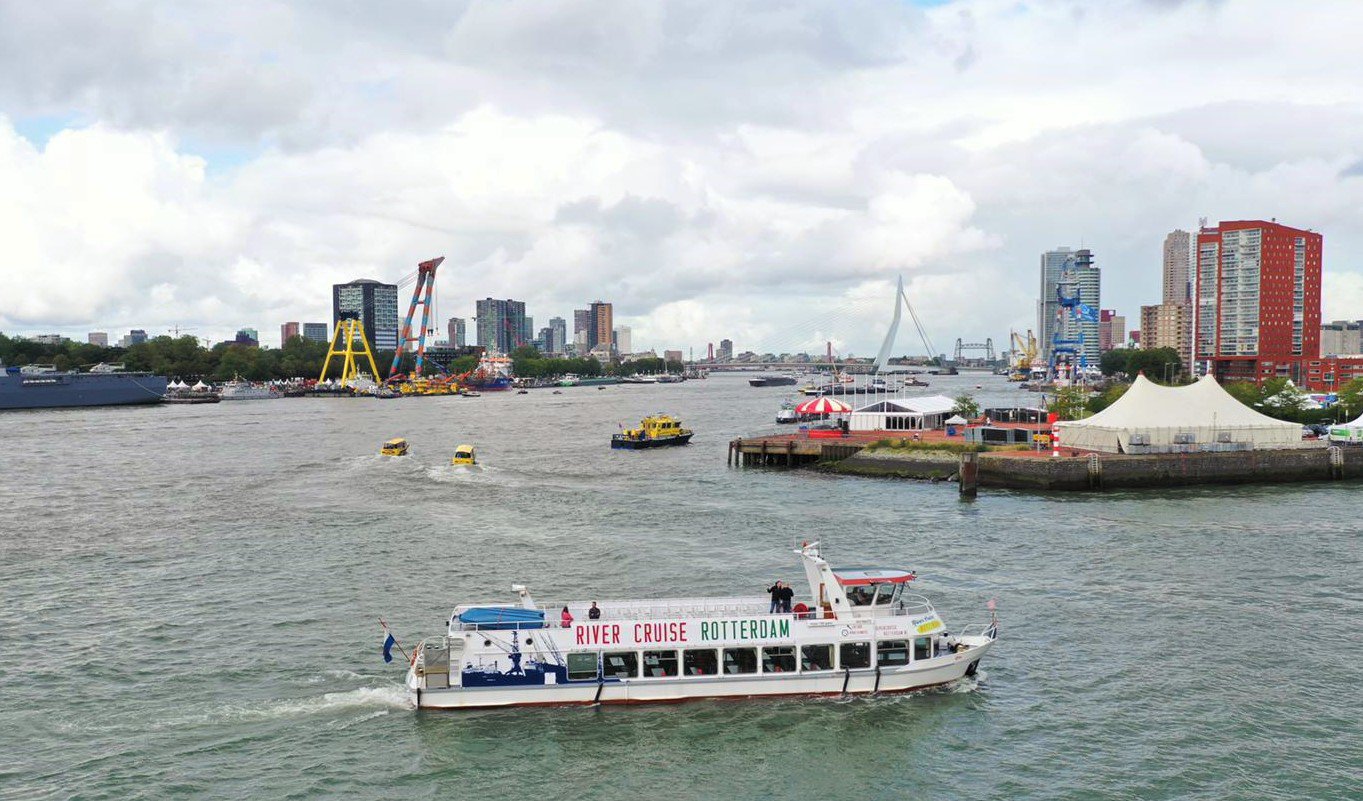 Rotterdam zu Wasser und zu Land