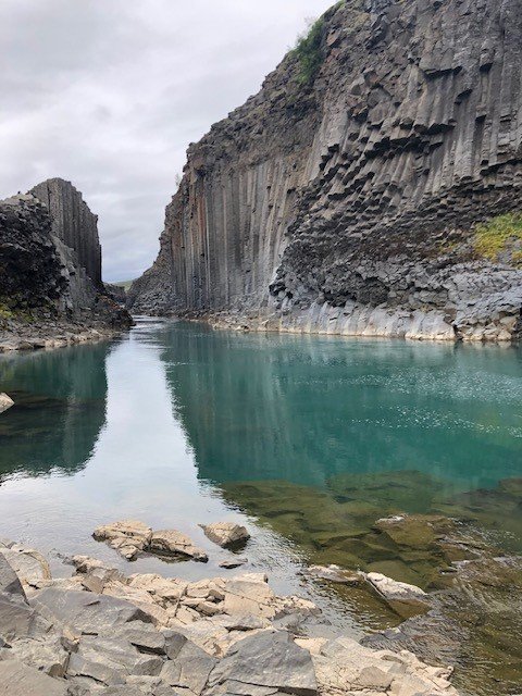 Landschaftsfahrt und der prächtige Stuðlagil Canyon