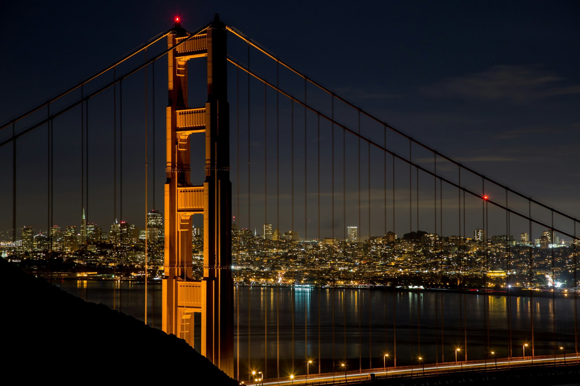 San Franciscos Wahrzeichen am Abend