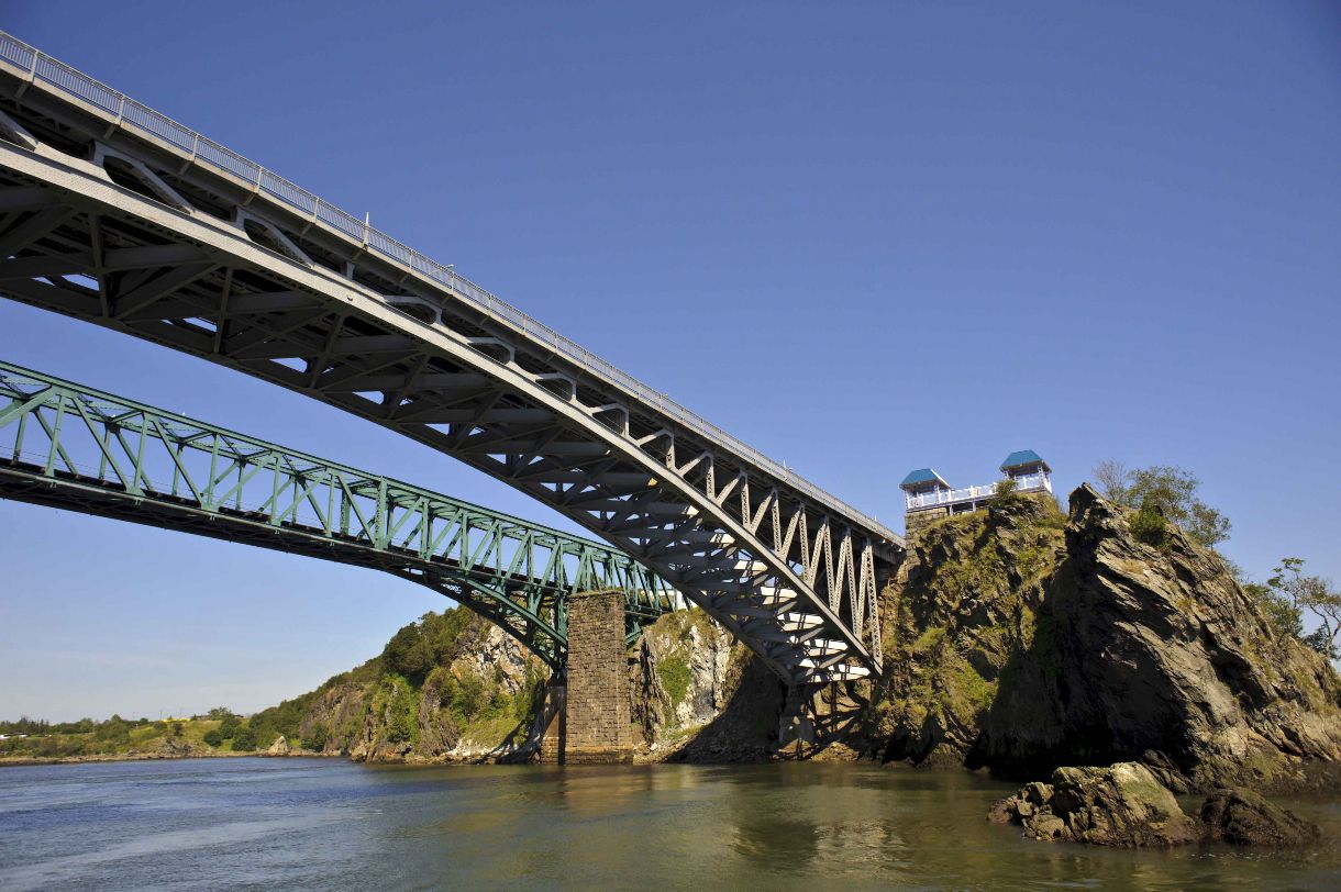 SJB16_ReversingFallsBridge_002.jpg