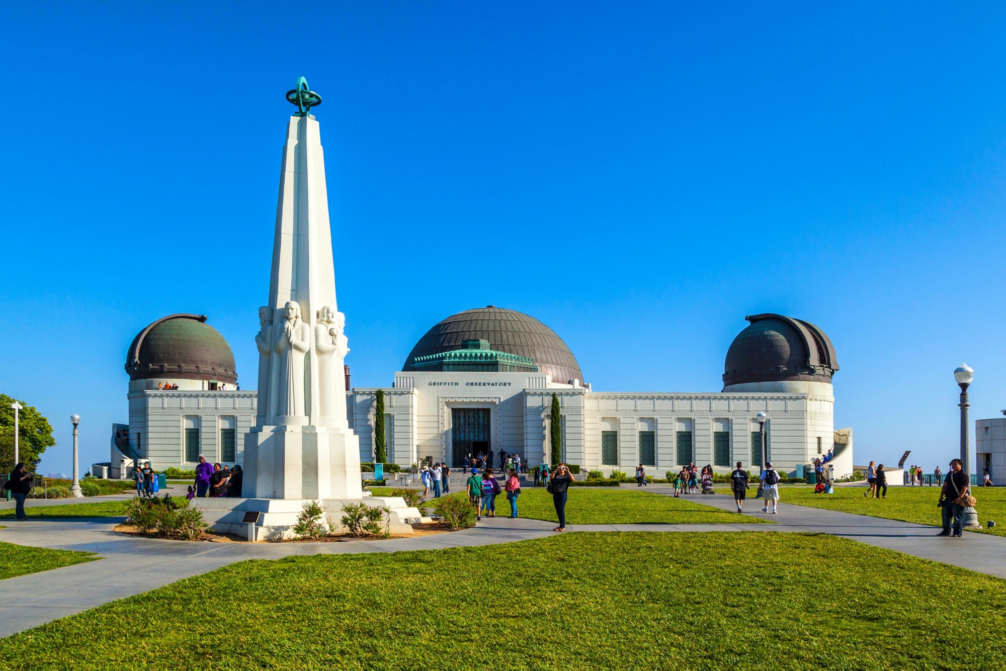 people visit the Griffith observatory 