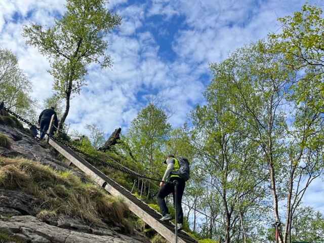 STA21_WanderwegManafossen_2025_PR_hoch_001.jpg