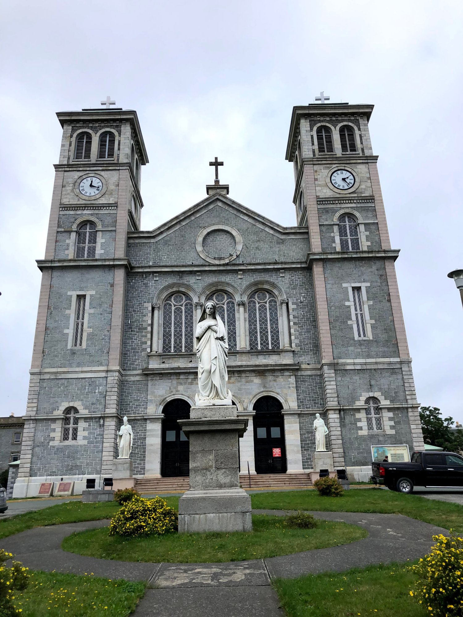 STJ14_HoehepunktevonSt.Johns_Basilica_001.jpg