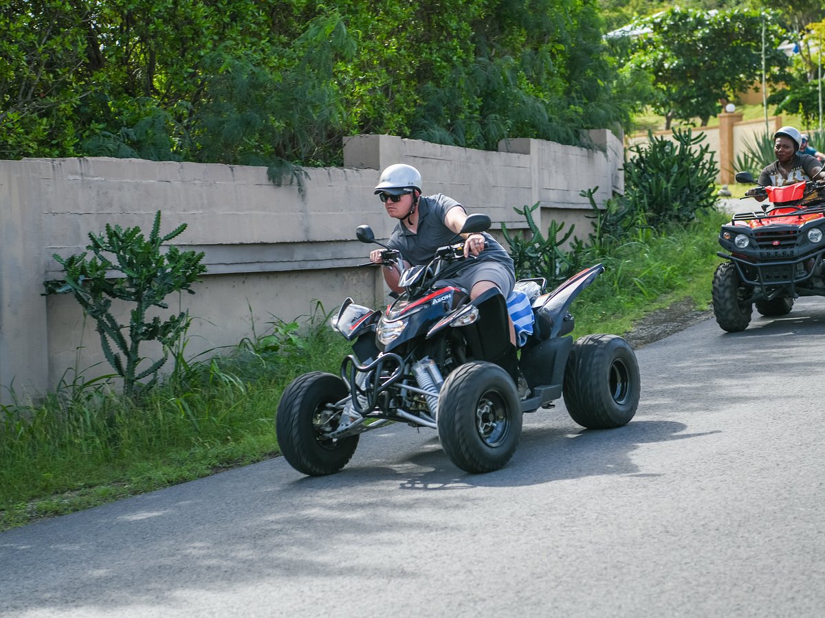 Per ATV über St. Maarten