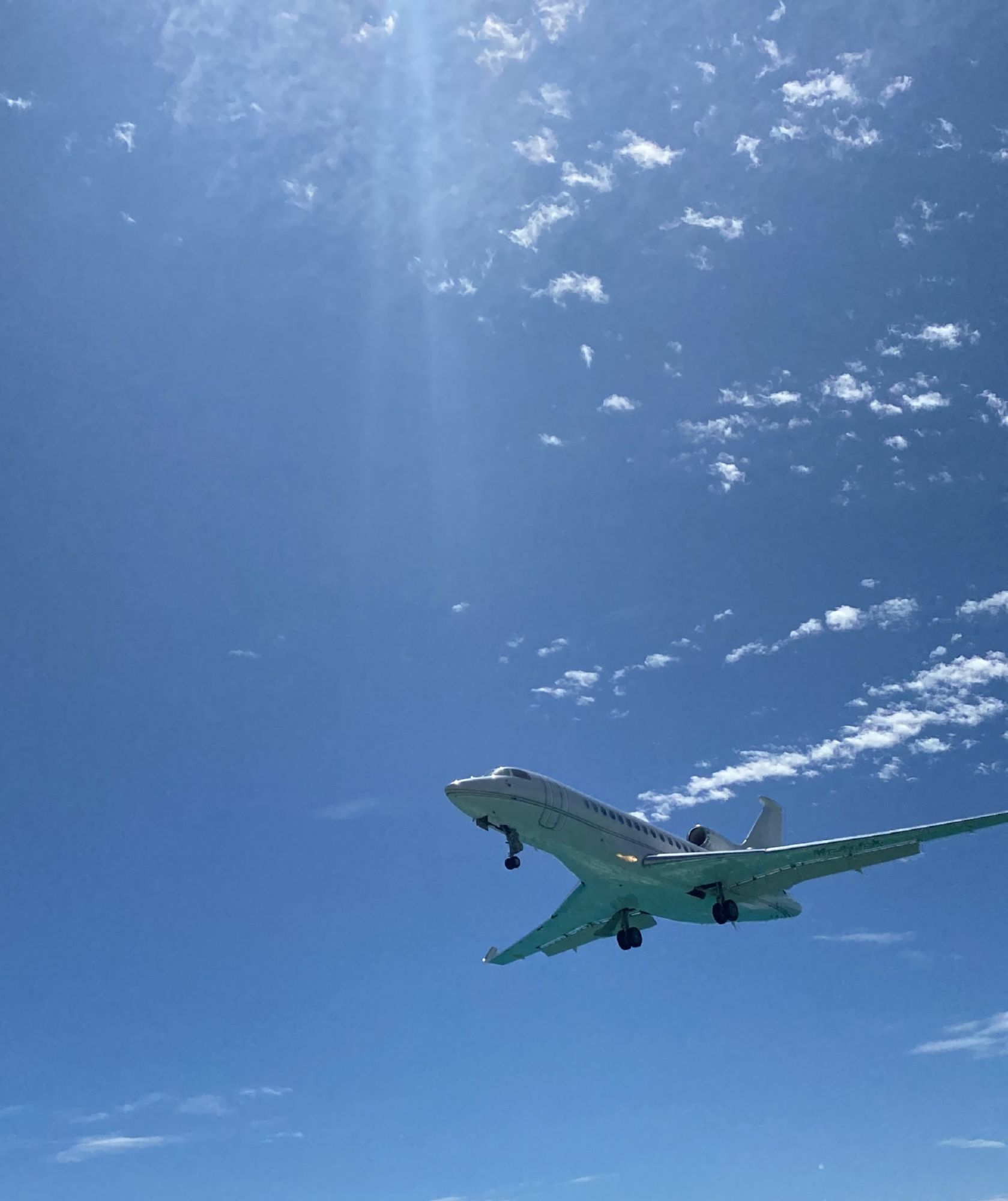 STM08_MahoBeachPlane_AKJ_2025_hoch.JPG