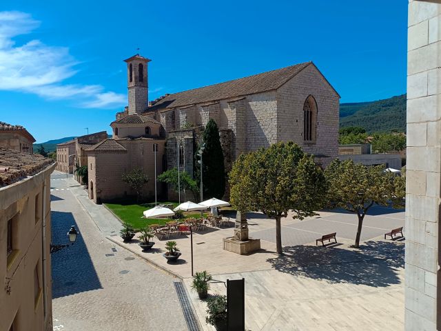 Königliches Kloster Poblet und historische Stadt Montblanc entdecken