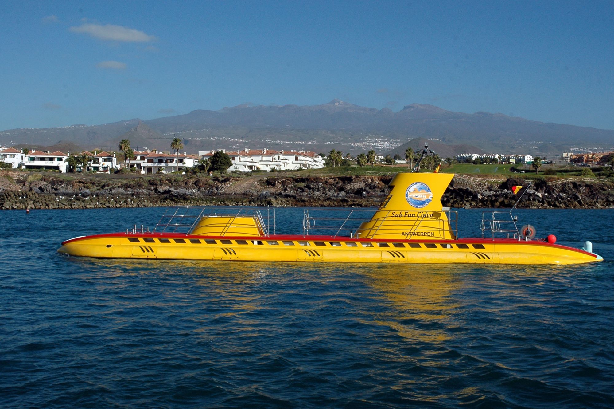 TEN36_SubmarineAdventure_002.jpg
