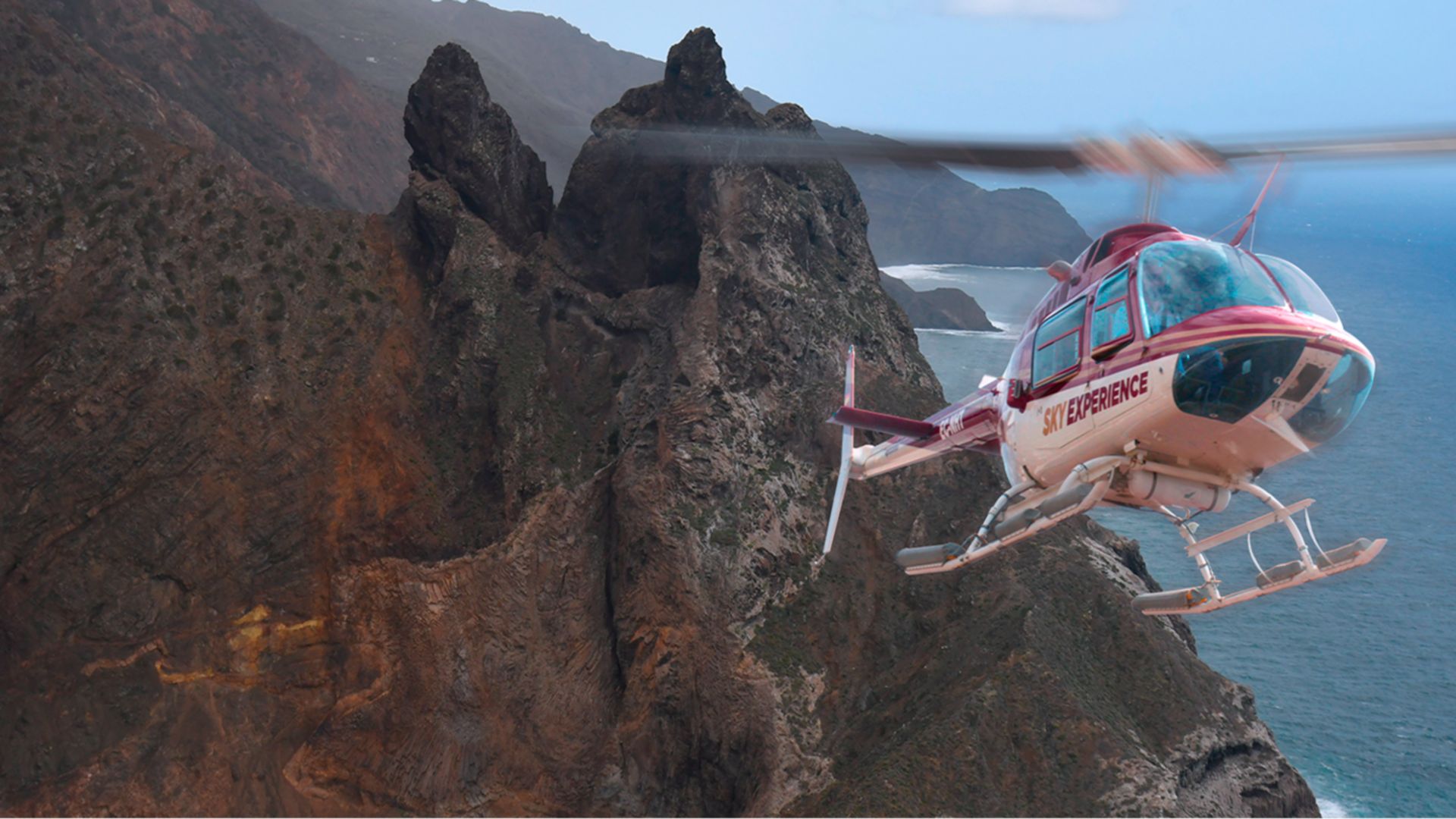 Helikopterzauber über den Süden Teneriffas