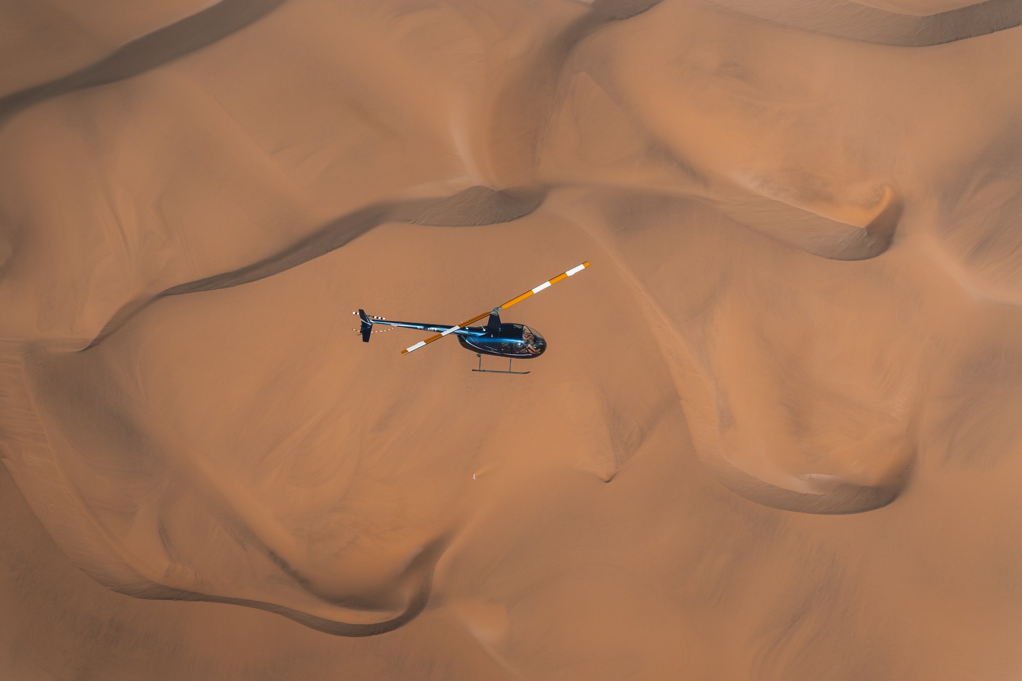 Helikopter-Abenteuer: Über Sandwich Harbour, Pink Lakes & Dünenmeer