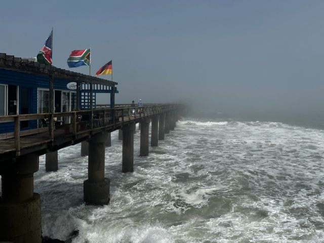 WVB_WVB18_SeebrueckeSwakopmund_SO_quer.JPG