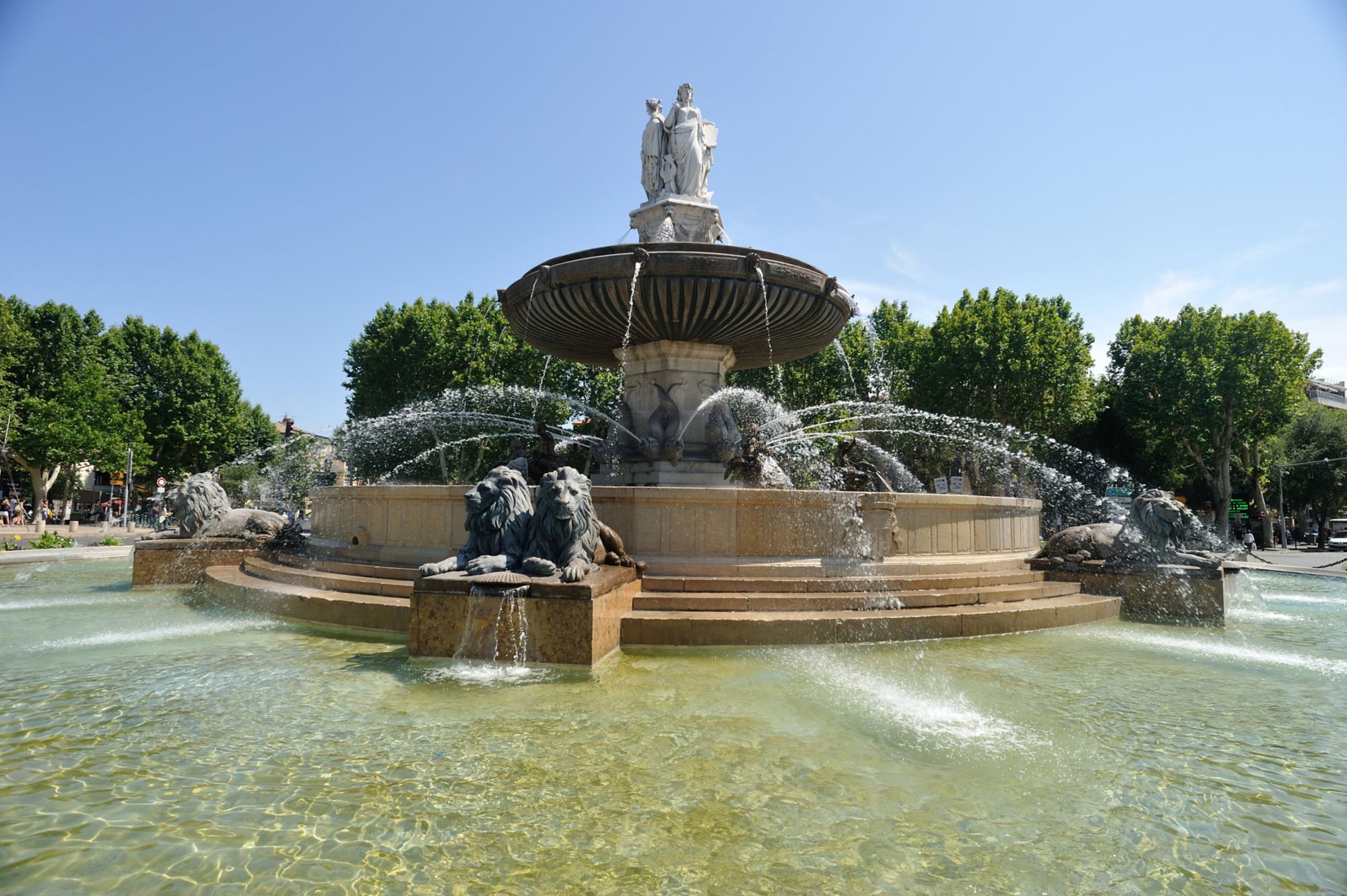 YNE04_FR_MRS_Rotonde_001.JPG