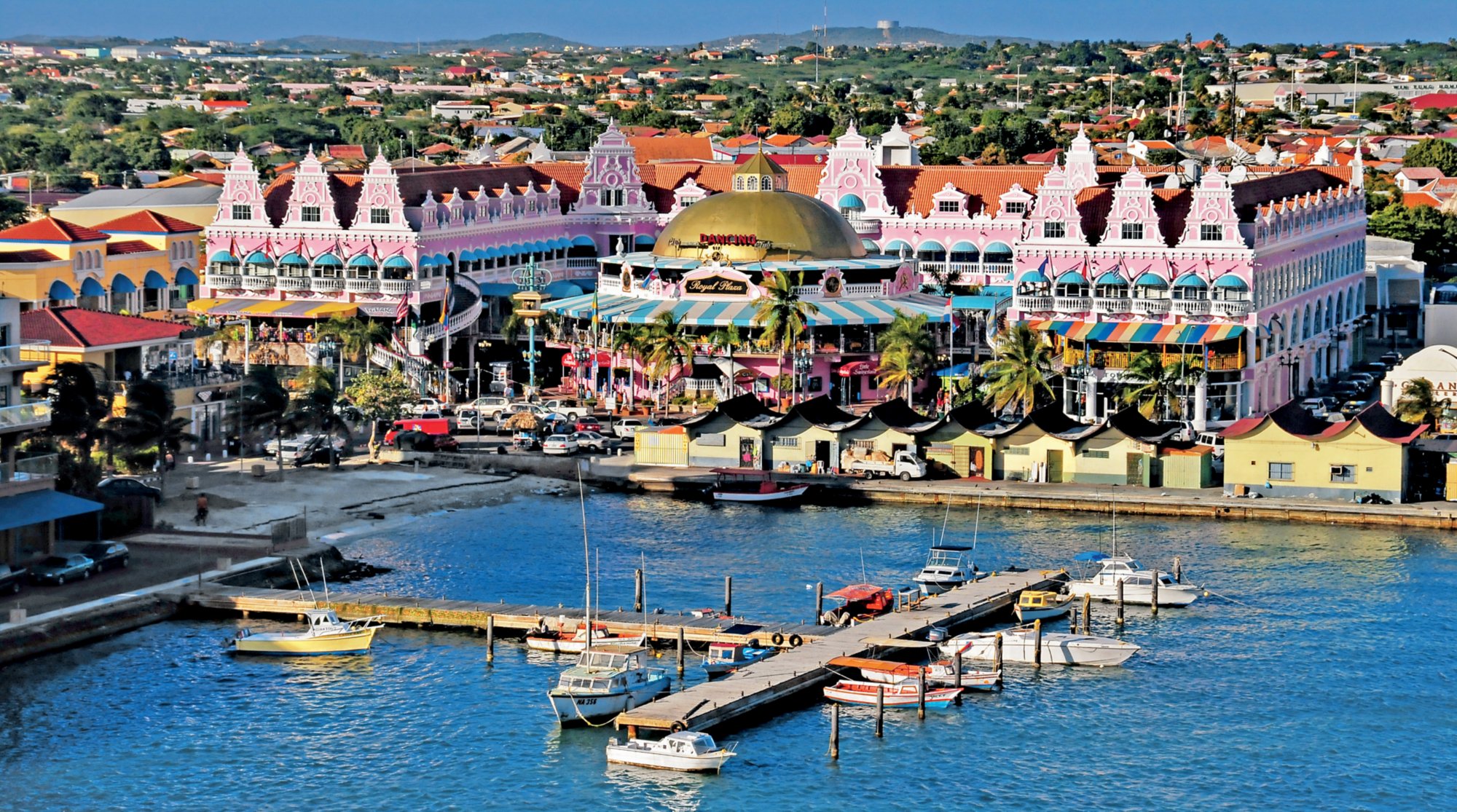 Aruba, Hafen in Oranjestad.