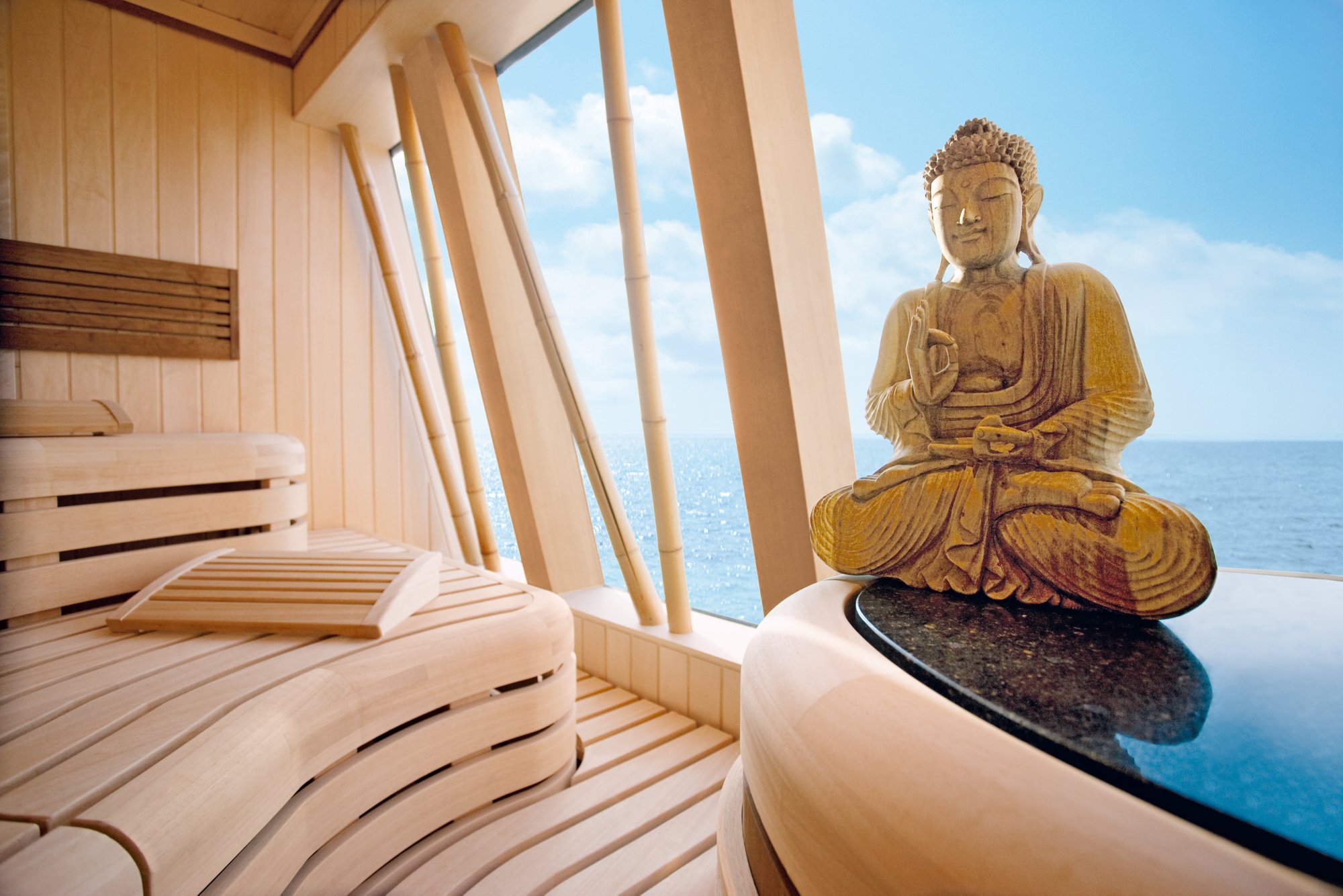 Interieur der Biosauna mit Buddha-Statue