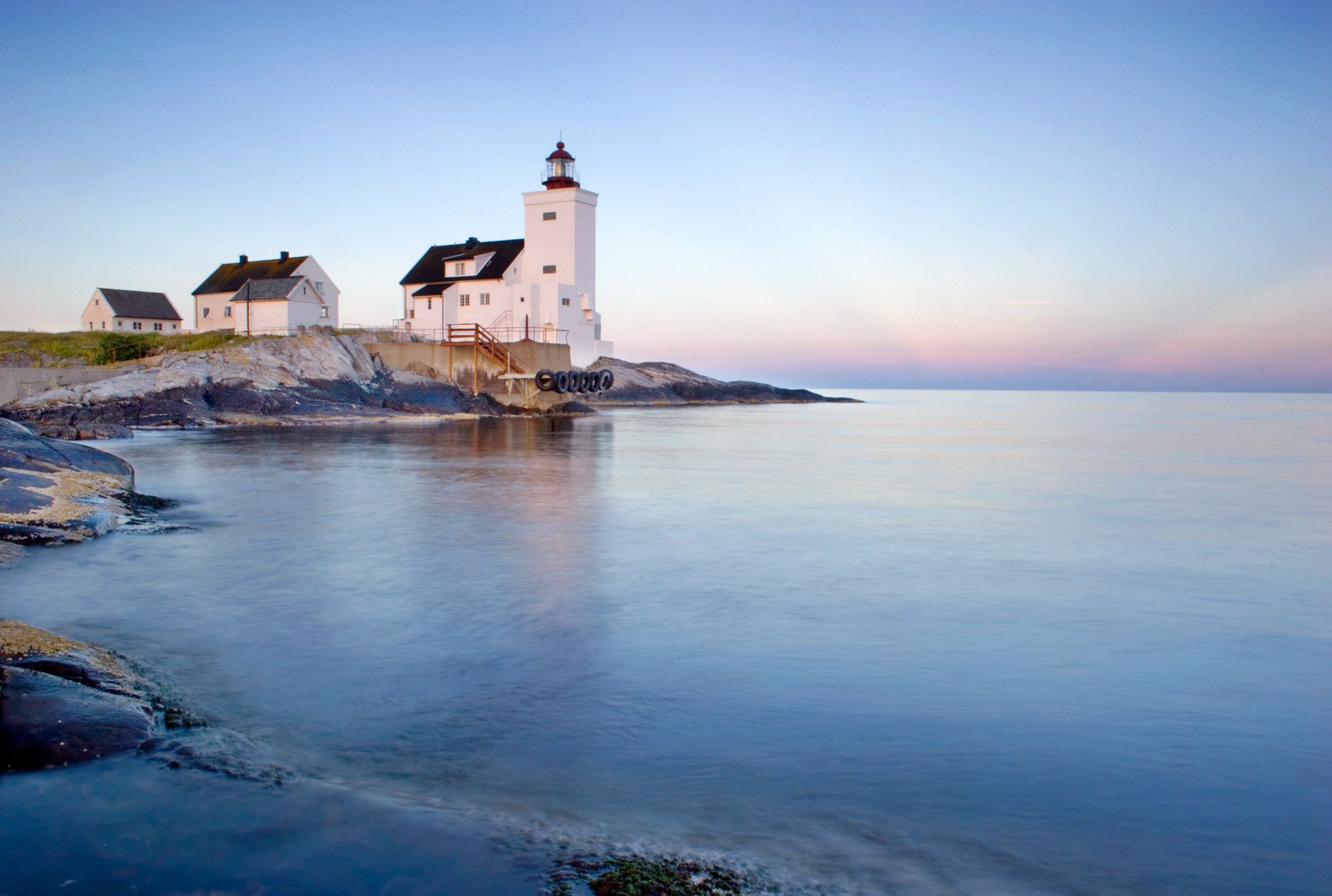 Lighthouse at dawn 2