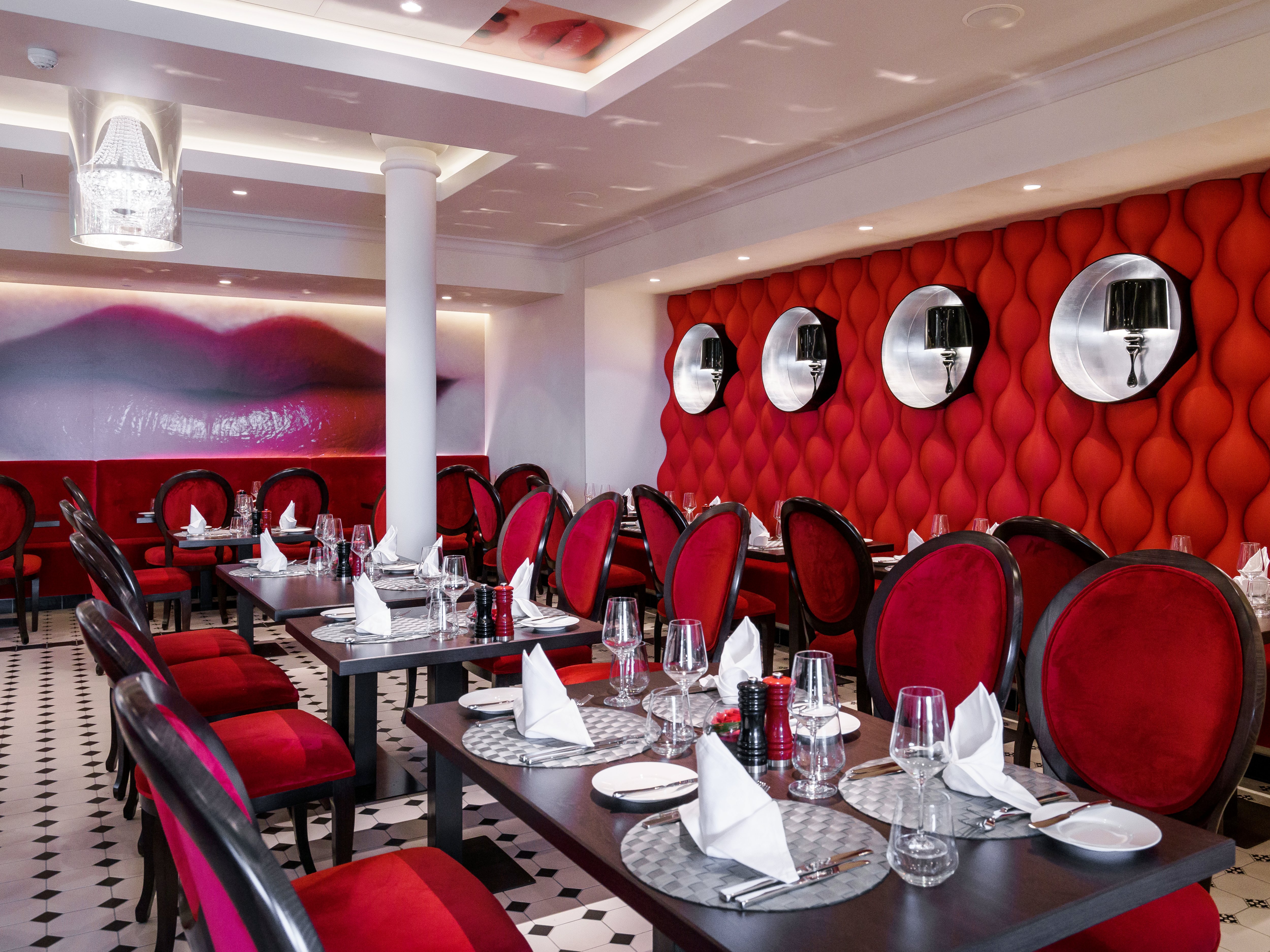 Interieur French Kiss — Die Brasserie