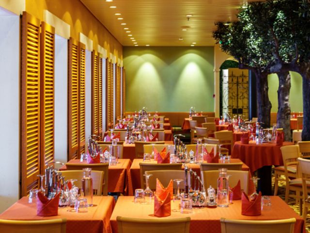 Interieur im Bella Dona Restaurant