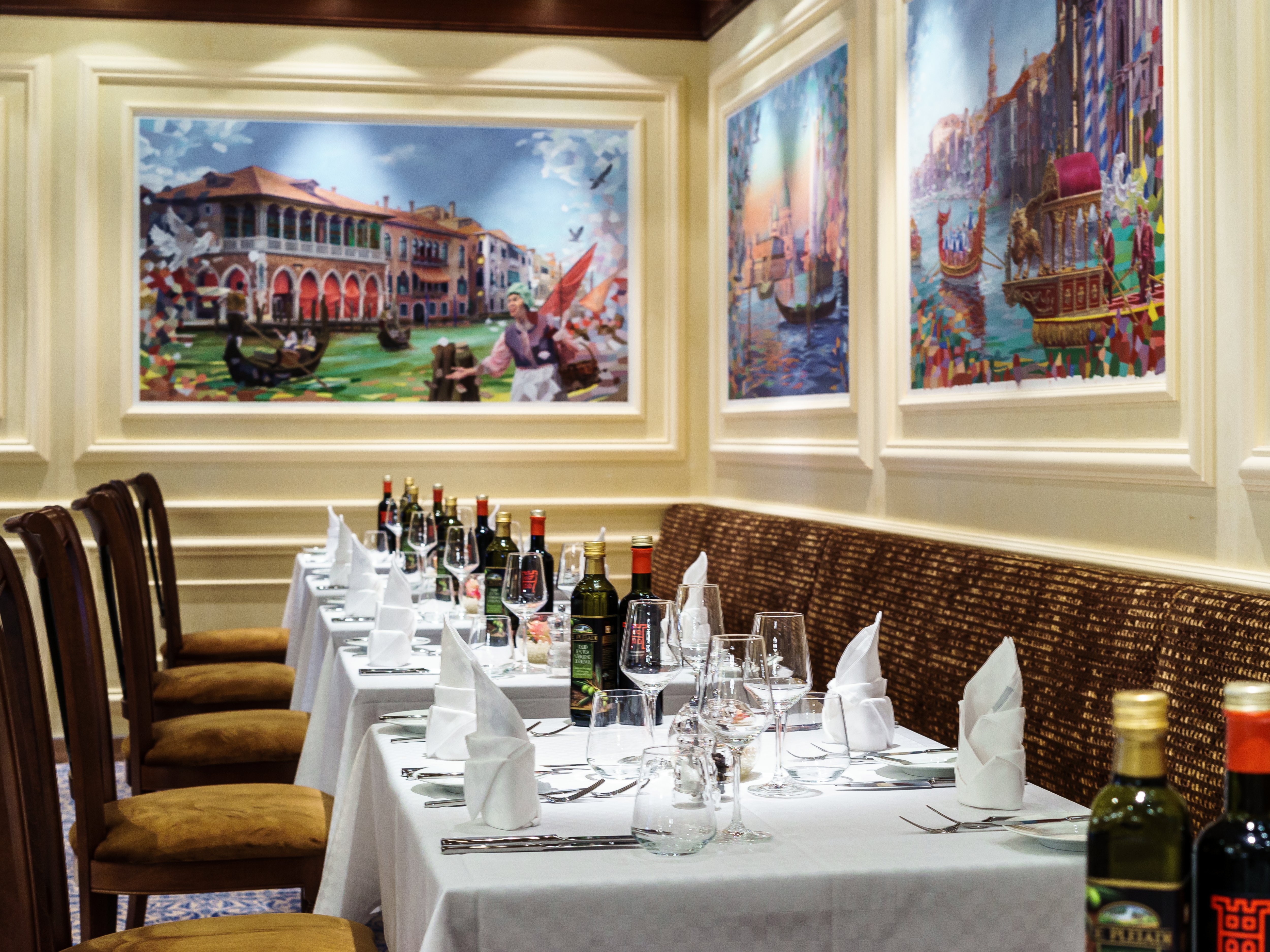 Wandgemälde im Ristorante Casa Nova
