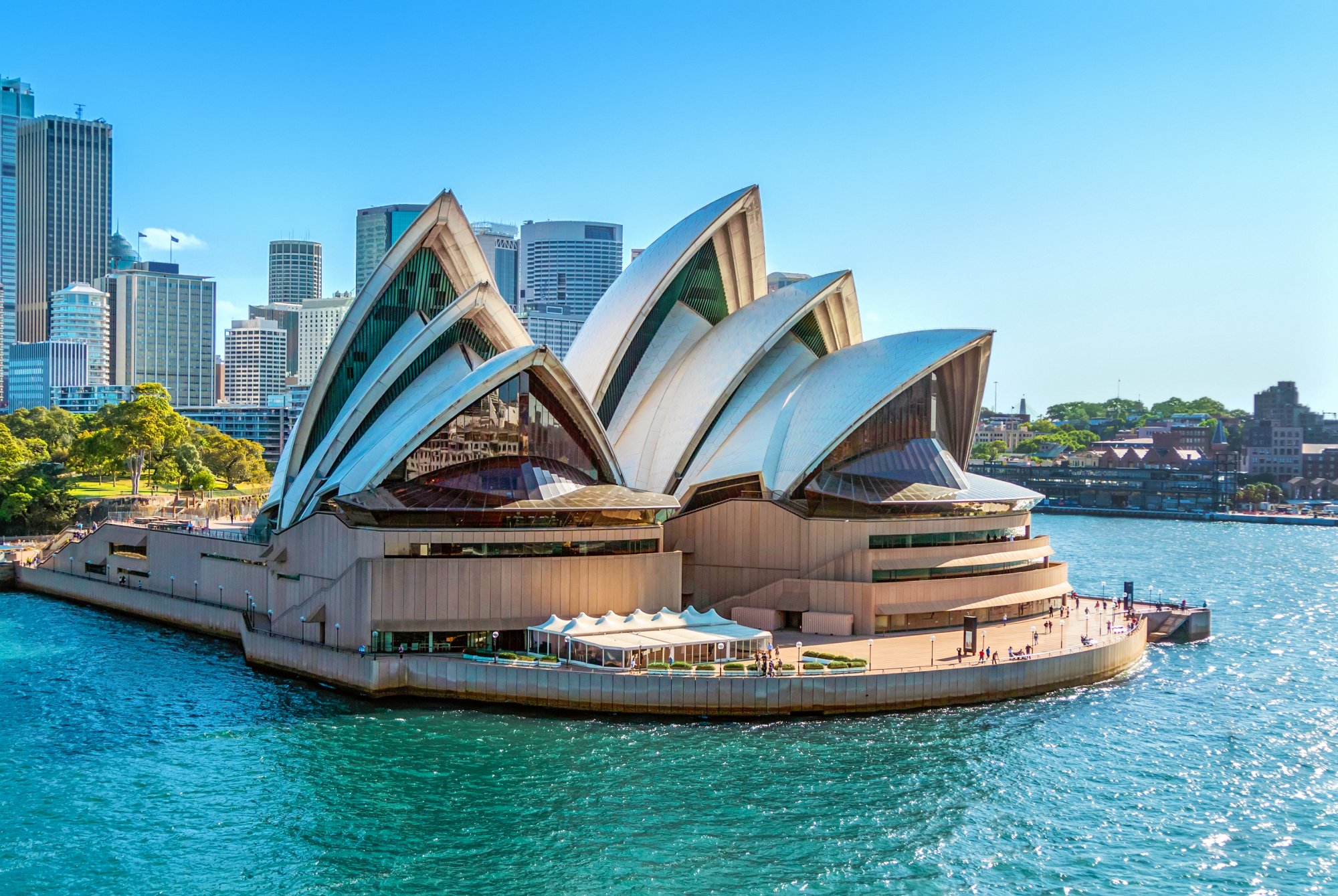 G0RHPA Sydney Opera House view from a cruise ship in Sydney, Australia