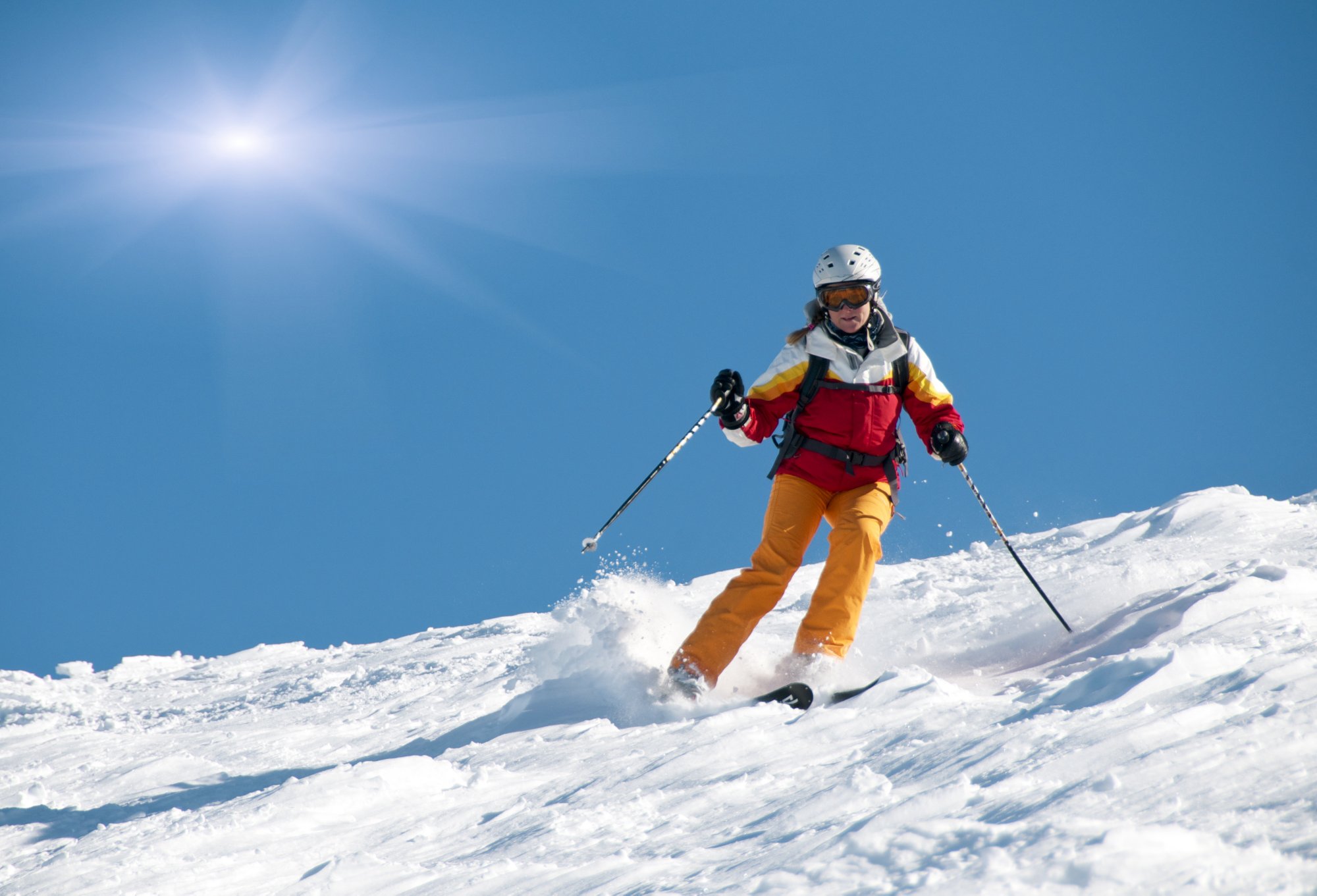 Skifahrer an einem Traumtag